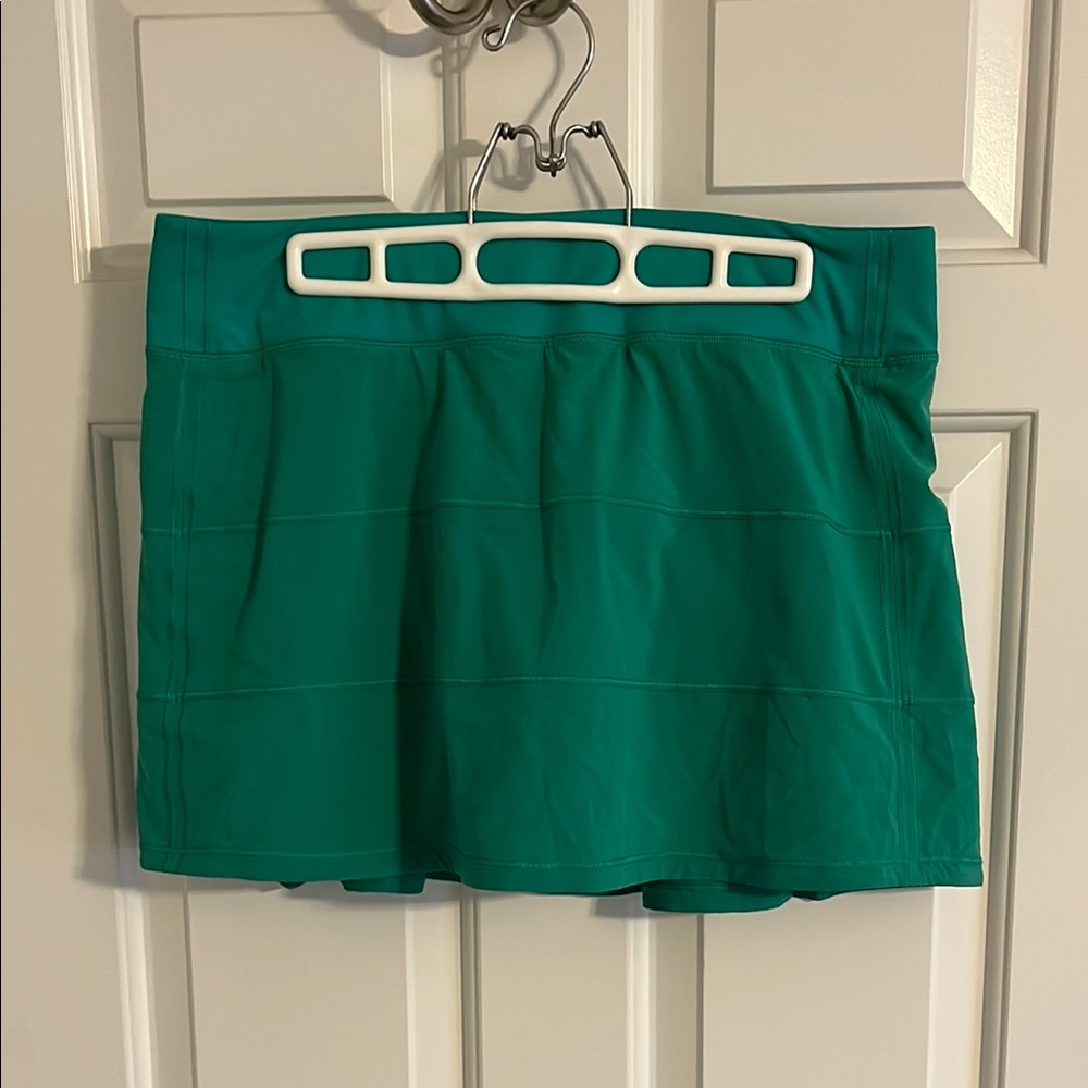 Lululemon Kelly Green Skort